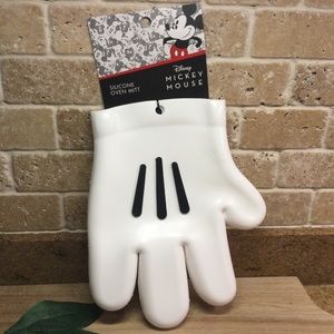 New Disney Mickey Mouse Silicone Oven Mitt